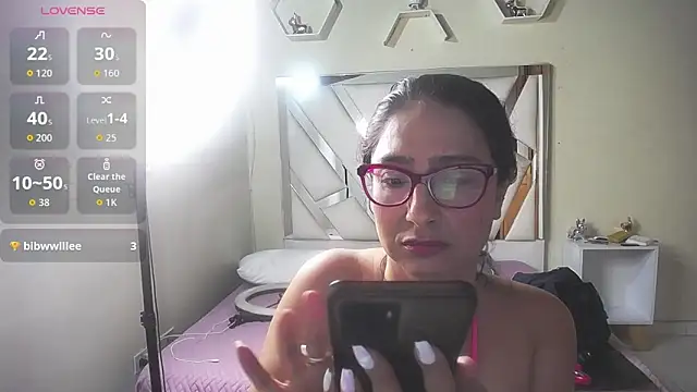 marilynetthan online show from 04/06/26, 02:18