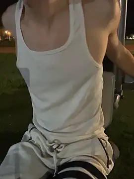 sexysmboy69 online show from 05/18/26, 03:51