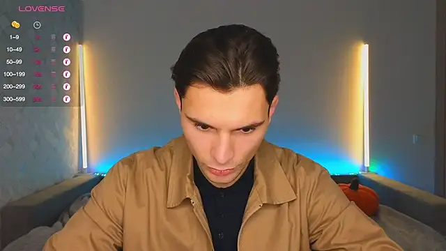 denlover1 online show from 11/24/25, 02:39