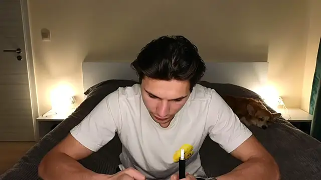 denlover1 online show from 04/08/26, 03:45