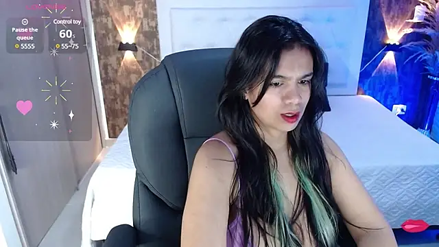 Snapshot of dulce__love69 chatting on 12/30/24, 10:55 dulce love69 online show from 12/30/24, 10:55