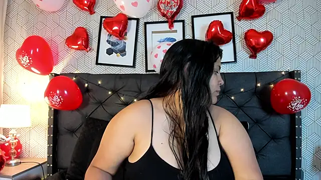 Snapshot of dulce__love69 chatting on 02/15/26, 03:03 dulce love69 online show from 02/15/26, 03:03