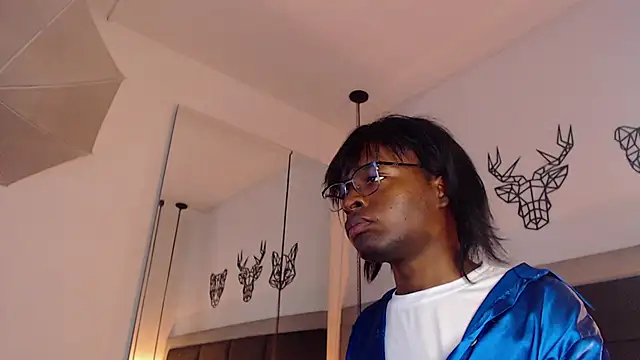 candy lovee69 online show from 03/12/25, 10:39