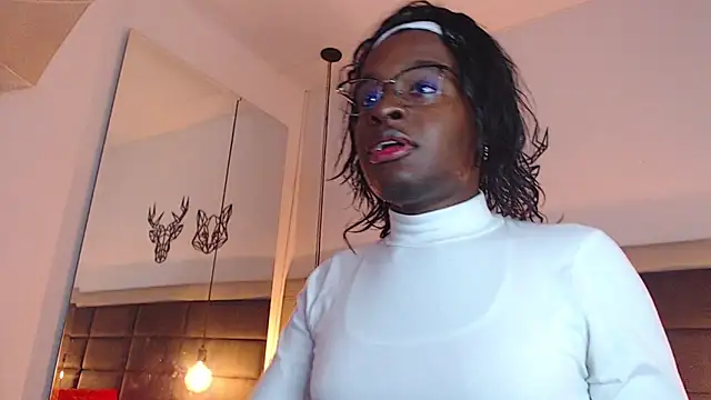 candy lovee69 online show from 11/06/25, 08:32