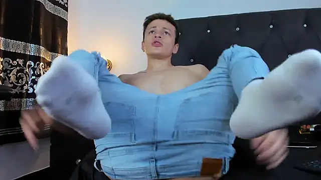 Angel Cuervo online show from 01/24/25, 03:45