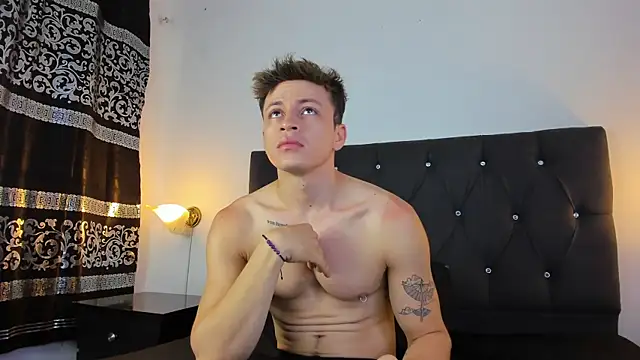 Angel Cuervo online show from 02/17/25, 12:38