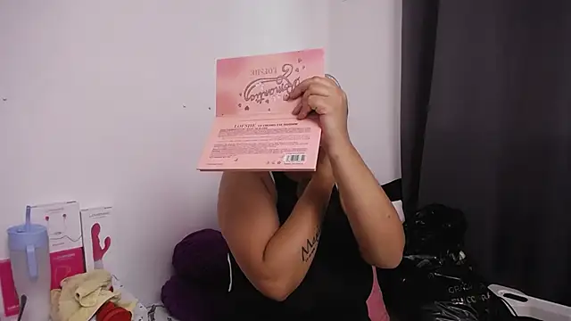 Nicol Love0 online show from 02/16/26, 12:23