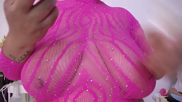 Nicol Love0 online show from 02/27/26, 12:38