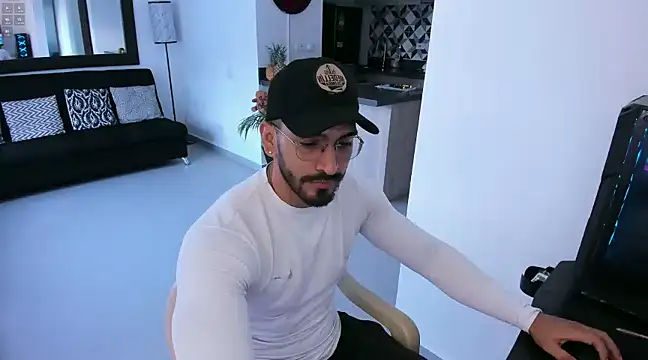 tony muscle online show from 01/17/25, 09:39