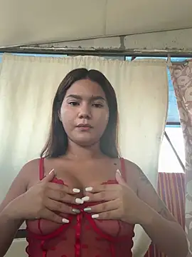 Snapshot of Hot_Rose83 chatting on 03/07/25, 08:44 Hot Rose83 online show from 03/07/25, 08:44