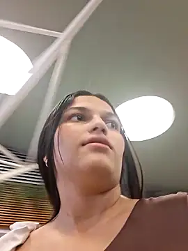 girl milk1 online show from 04/30/26, 12:06