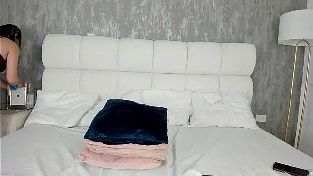 mayragonzpe   online show from 03/02/26, 09:32