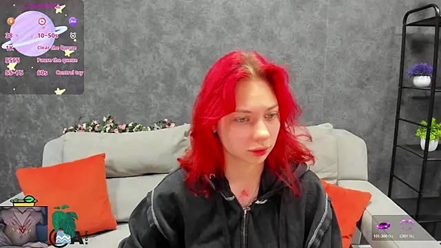 Miss you kiss online show from 04/25/26, 12:57