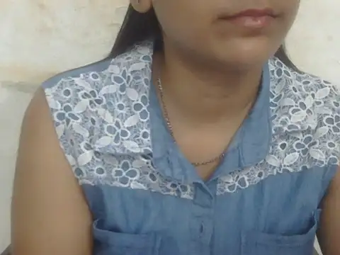 Snapshot of DOLL_CUTY chatting on 06/24/26, 05:01 DOLL CUTY online show from 06/24/26, 05:01