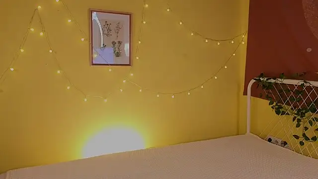 cherry lea online show from 10/02/25, 05:42