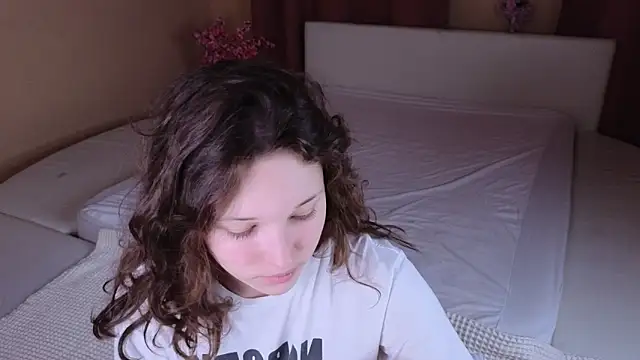 Snapshot of cherry_lea chatting on 02/28/26, 06:53 cherry lea online show from 02/28/26, 06:53