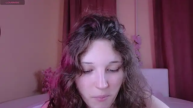 Snapshot of cherry_lea chatting on 03/01/26, 07:05 cherry lea online show from 03/01/26, 07:05