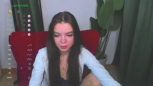 Snapshot of LizaTheButter chatting on 03/21/25, 05:43 LizaTheButter online show from 03/21/25, 05:43