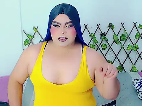 Snapshot of ailen_ts_ chatting on 10/10/25, 08:08 ailen ts online show from 10/10/25, 08:08