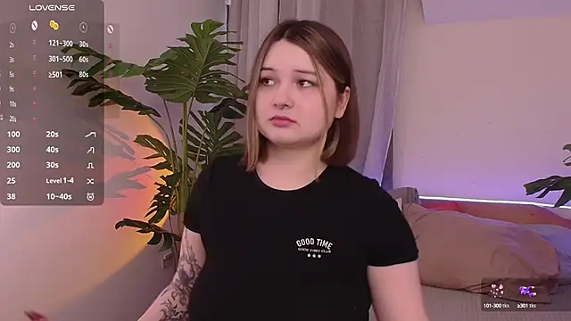 Alice Walters online show from 03/04/25, 03:48