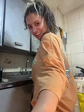 Andi9  online show from 01/22/25, 03:41