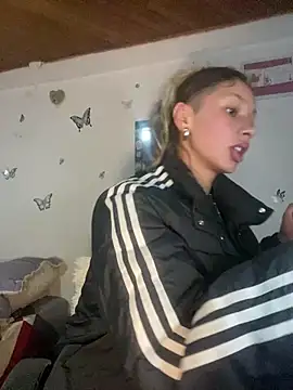 Andi9  online show from 02/06/25, 02:00