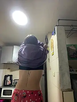 Snapshot of Andi9_ chatting on 02/07/25, 02:08 Andi9 online show from 02/07/25, 02:08