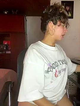 Andi9  online show from 09/19/25, 10:10