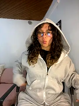 Andi9  online show from 10/08/25, 01:03