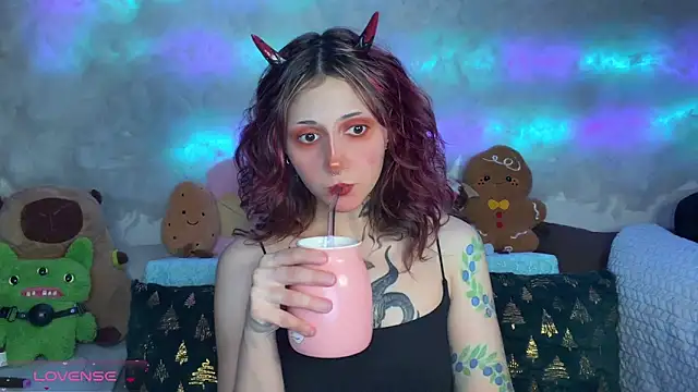 Snapshot of _Devill_Baby chatting on 02/02/26, 07:34 Devill Baby online show from 02/02/26, 07:34