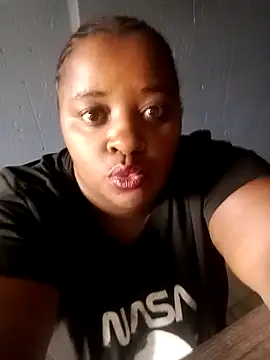 HotBootyBabe90 online show from 04/16/26, 01:01