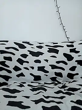 Your DirtyDoll online show from 04/23/26, 12:29