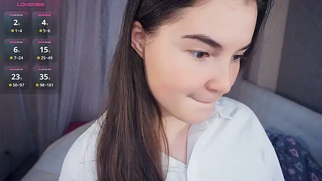 Snapshot of CathrynDail chatting on 09/21/25, 06:15 CathrynDail online show from 09/21/25, 06:15