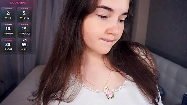 Snapshot of CathrynDail chatting on 10/08/25, 06:11 CathrynDail online show from 10/08/25, 06:11