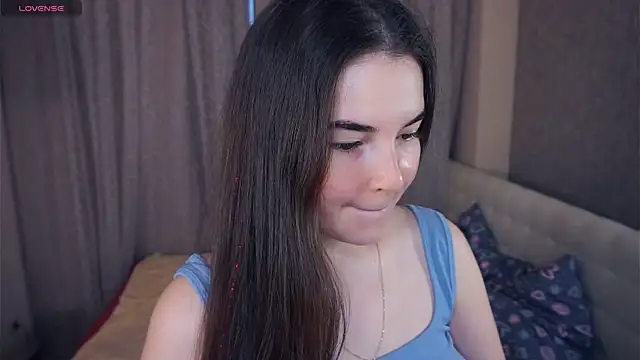 Snapshot of CathrynDail chatting on 11/06/25, 06:03 CathrynDail online show from 11/06/25, 06:03