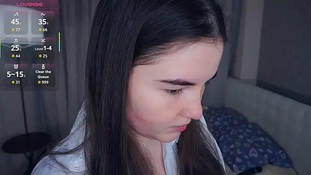 Snapshot of CathrynDail chatting on 11/21/25, 06:12 CathrynDail online show from 11/21/25, 06:12