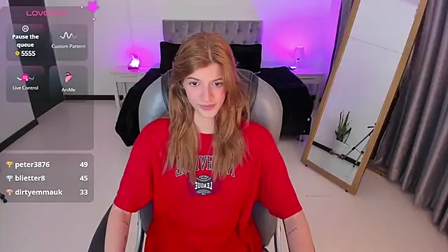 Nora Vennucci online show from 03/16/25, 04:01