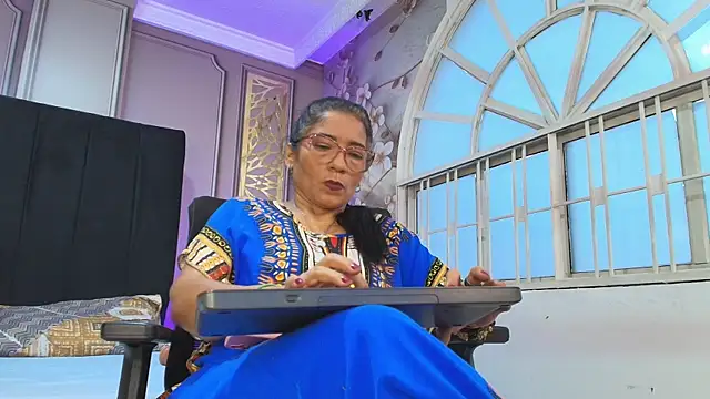 mature bigass   online show from 11/29/25, 11:46