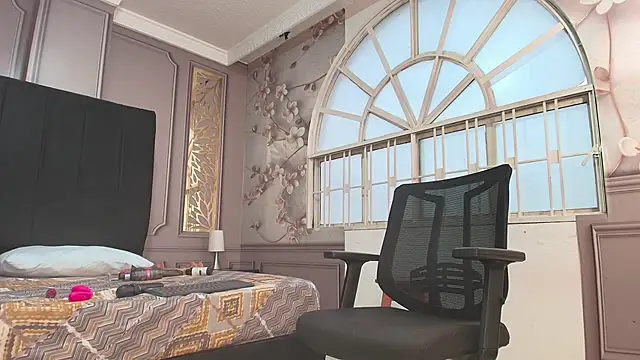 mature bigass   online show from 12/05/25, 12:03