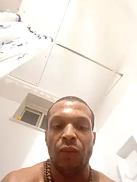 Snapshot of ottomusbrown chatting on 12/22/24, 11:33 ottomusbrown online show from 12/22/24, 11:33