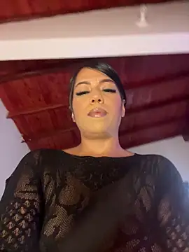 Snapshot of shaylin_brooke1 chatting on 09/15/25, 09:48 shaylin brooke1 online show from 09/15/25, 09:48