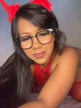 Snapshot of shaylin_brooke1 chatting on 07/26/26, 08:27 shaylin brooke1 online show from 07/26/26, 08:27