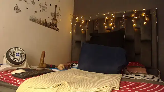 Snapshot of Zammy_Johnson chatting on 12/02/24, 05:48 Zammy Johnson online show from 12/02/24, 05:48