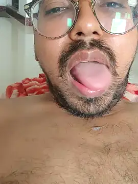 Hotrayyy online show from 12/28/24, 10:25