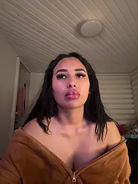 Anily Lovely online show from 05/11/26, 01:11