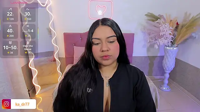 kendra tay online show from 04/12/26, 03:22