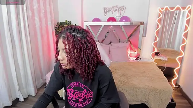 Daphnne tay online show from 02/17/25, 03:15