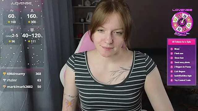 Snapshot of CassieJuice69 chatting on 03/17/25, 11:43 CassieJuice69 online show from 03/17/25, 11:43