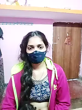 Snapshot of Cute-Simmi chatting on 12/18/24, 12:29 Cute-Simmi online show from 12/18/24, 12:29