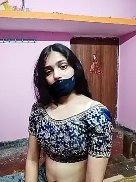 Snapshot of Cute-Simmi chatting on 12/31/24, 12:36 Cute-Simmi online show from 12/31/24, 12:36